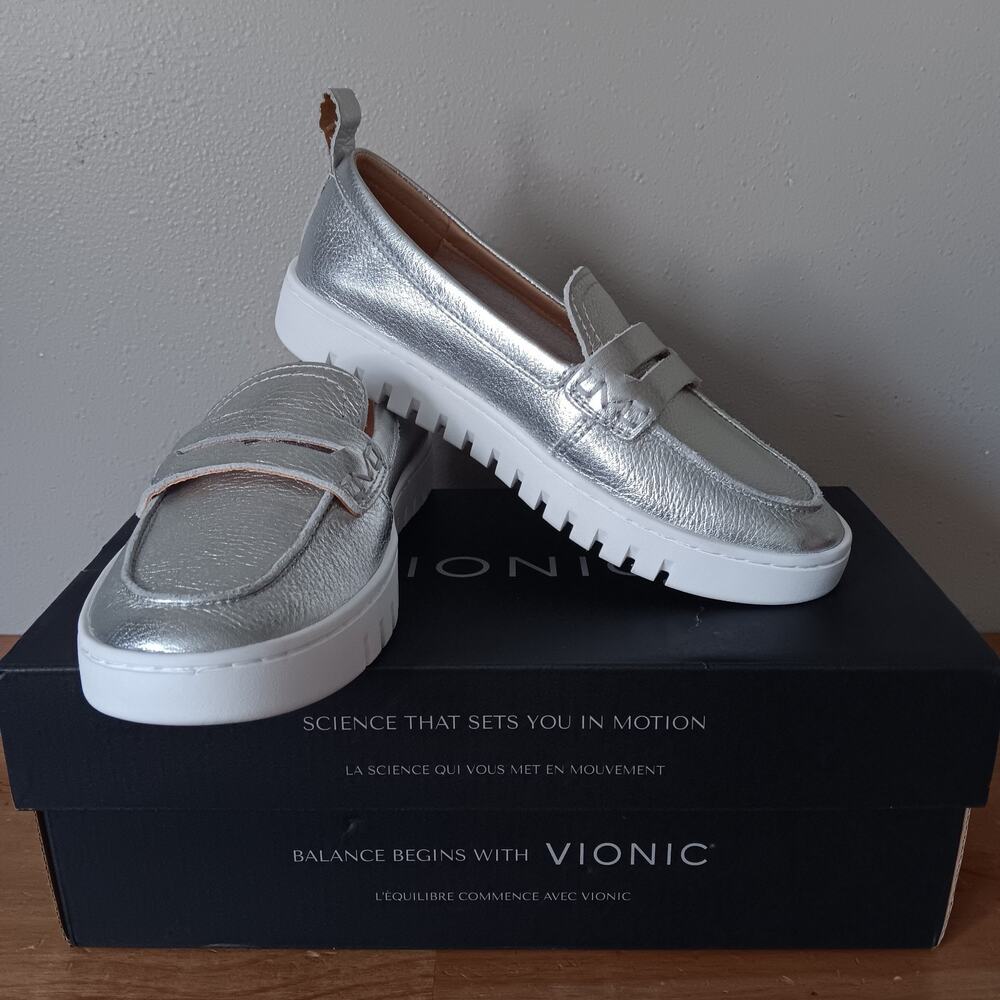 Vionic Women's Uptown Slip-On Penny‎ Loafers Metallic Silver Size 5 W